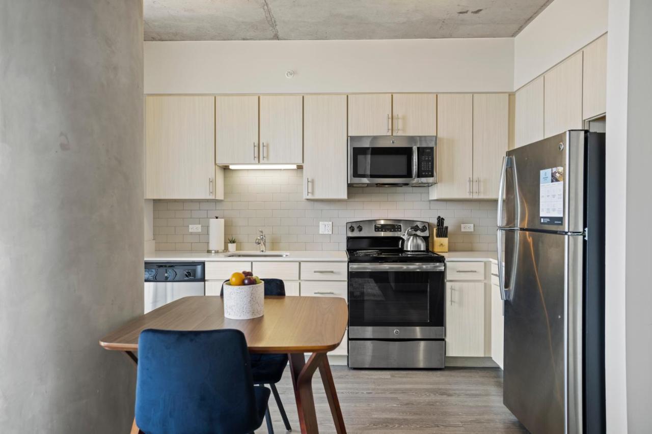 Placemakr Premier SoBro Nashville Extérieur photo Kitchen
