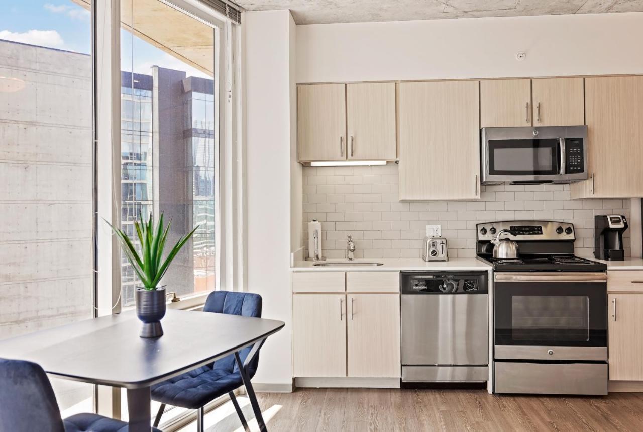 Placemakr Premier SoBro Nashville Extérieur photo Kitchen