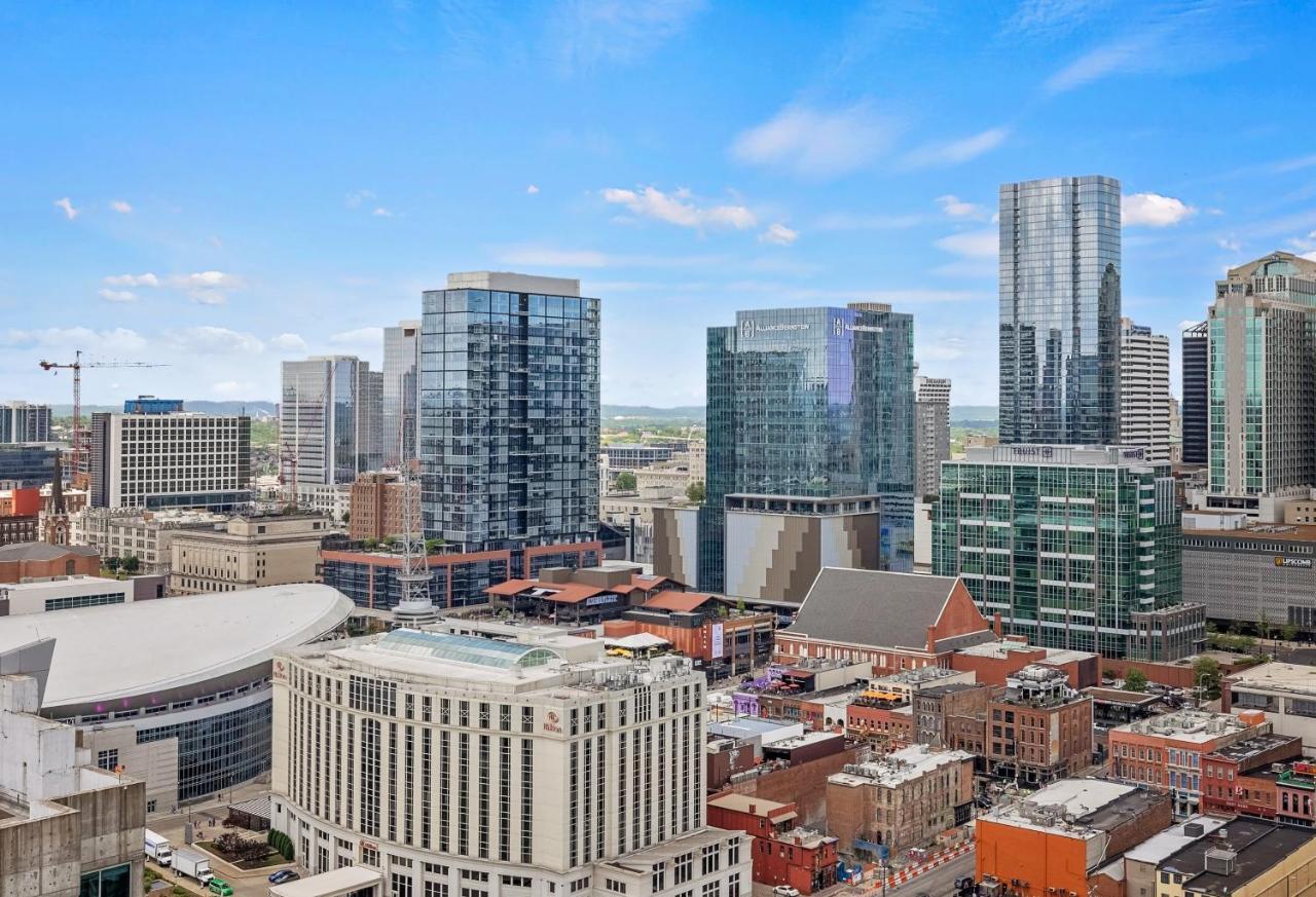Placemakr Premier SoBro Nashville Extérieur photo Denver skyline